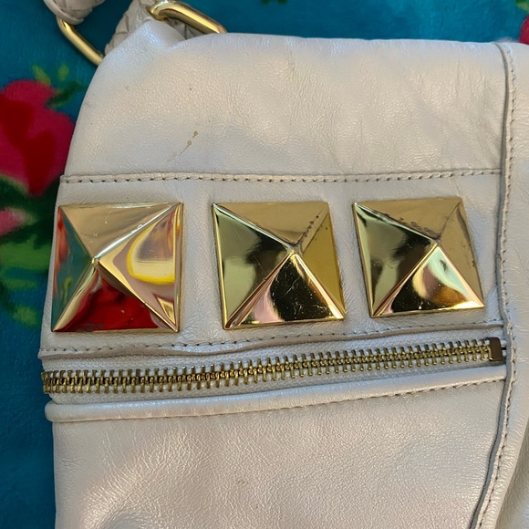 Vintage Betsey Johnson hobo Cream Shoulder Bag with Gold Studs - Picture 8 of 13